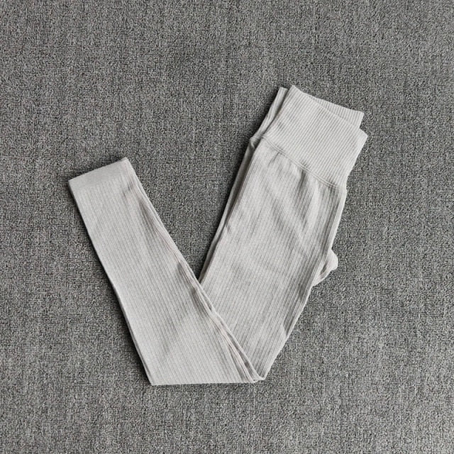 Yoga Pants Sports Clothing Seamless Legging Solid High Waist Full Length Workout Leggings for Fittness Yoga Leggings